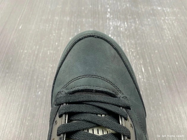 DR0092-001 5 Off Air Jordan Gore-Tex Noir 0626
